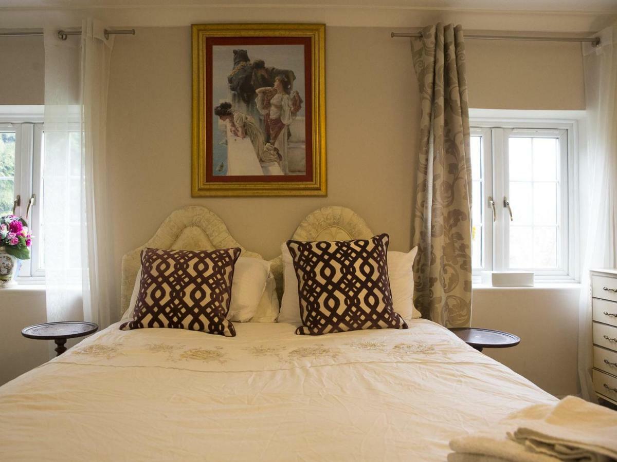 Oyo Vale Lodge 윈저 외부 사진