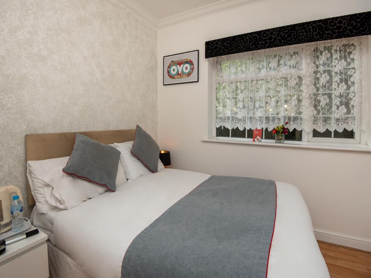 Oyo Vale Lodge 윈저 외부 사진